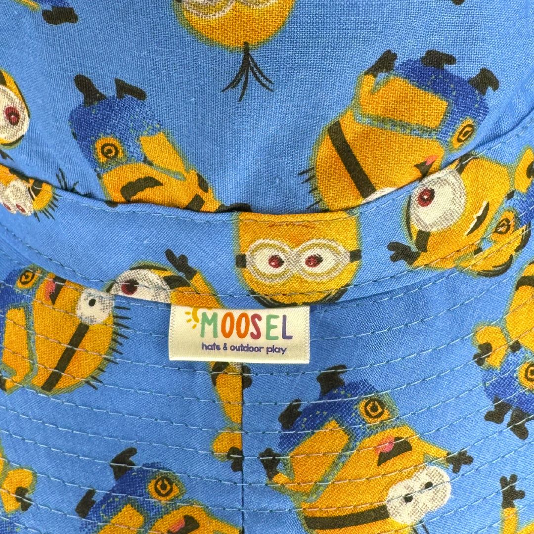 Boys Minions Bucket Hat. Extra wide brim for sun protection. UPF50+ Adjustable strap.