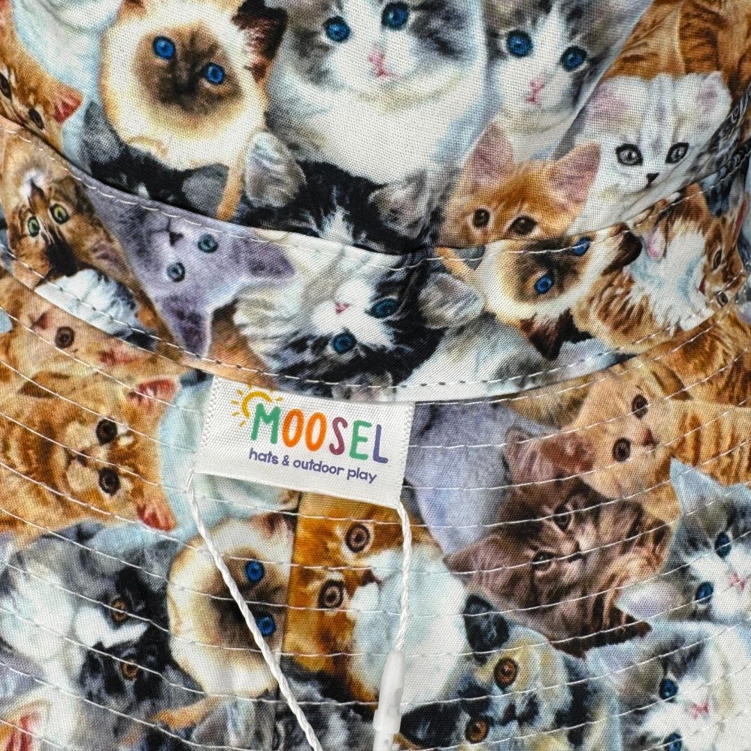 Bucket Hat 7cm Brim KITTY FRIENDS