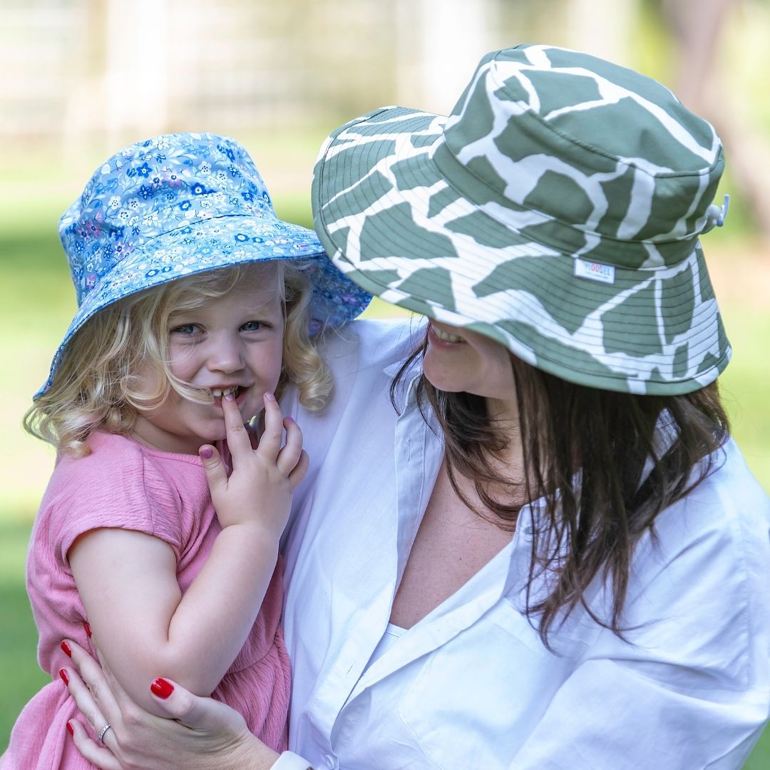 Bucket Hat 10cm Brim GREEN GIRAFFE